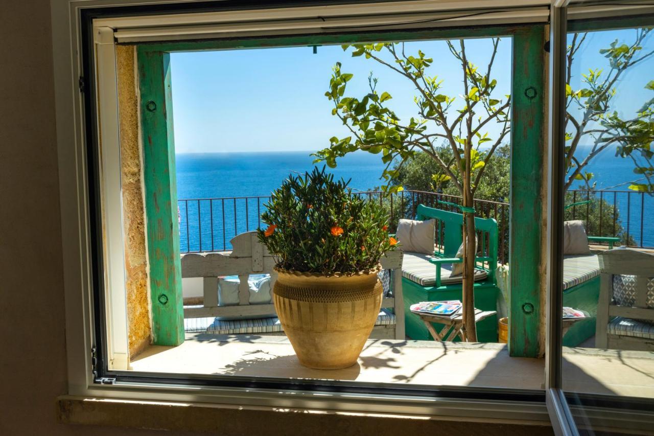 Casa Vacanze De Vita - Amazing View On The Coast Marina Serra Exteriör bild